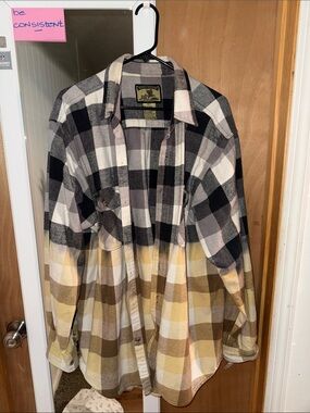 Field & Stream Plaid Shirt Jacket in Black, Gray, Brown & Cream